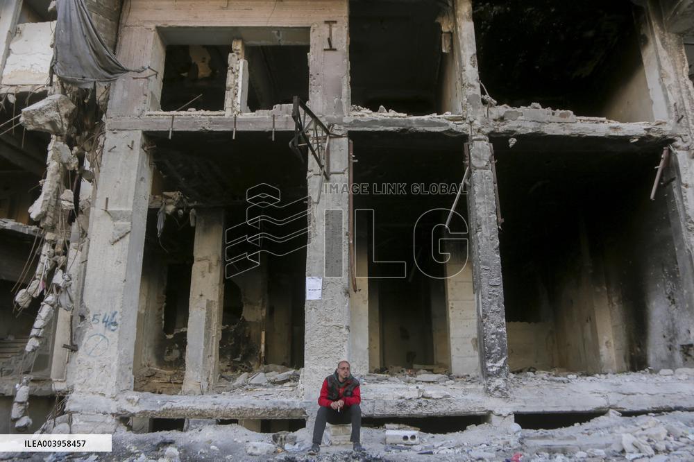 The Yarmouk, Syria's Largest Palestinian Refugee Camp Lies In Ruins