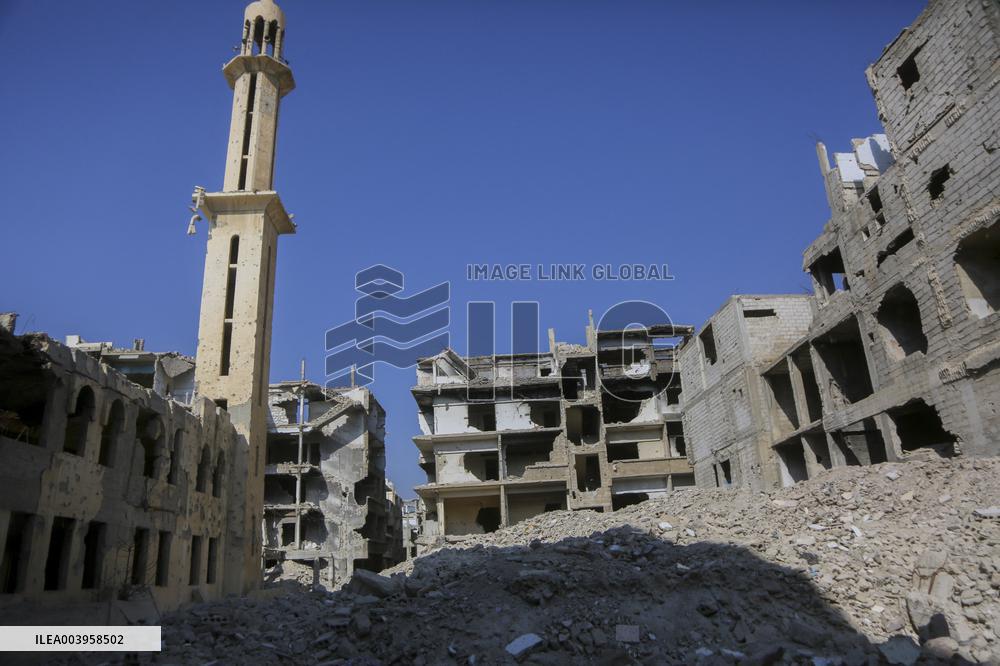 The Yarmouk, Syria's Largest Palestinian Refugee Camp Lies In Ruins