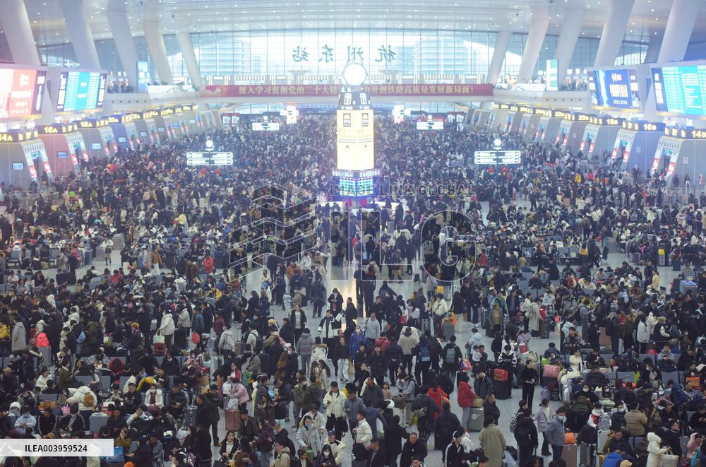 The Spring Festival Holiday Coming To End