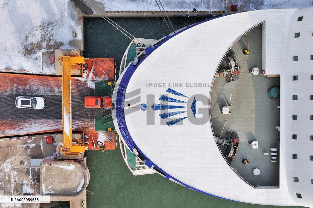 Ferry Traffic Peak in Yantai