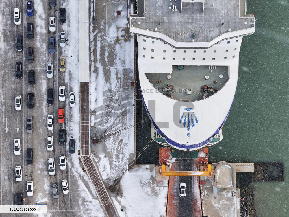 Ferry Traffic Peak in Yantai