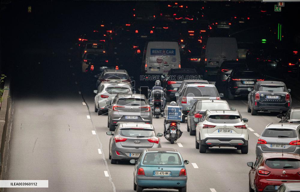 Paris will Reserve Highway Lane For Carpooling