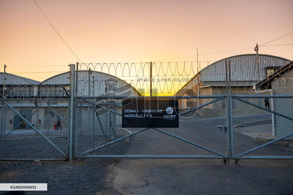 El Salvador Agrees to House Violent US Criminals and Deportees