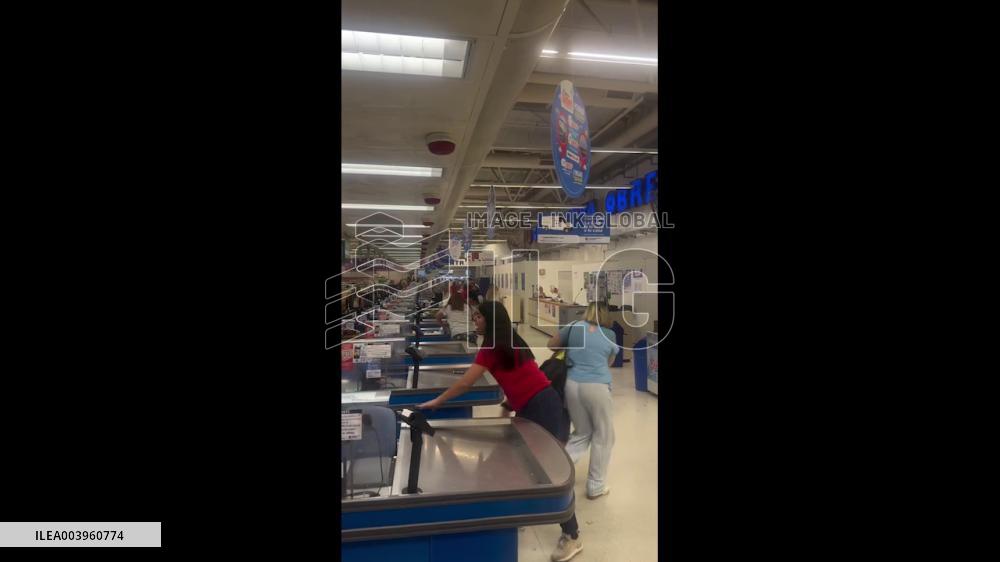 Argentina: Large Hailstones Break Through Supermarket Roof, Customers Run For Cover