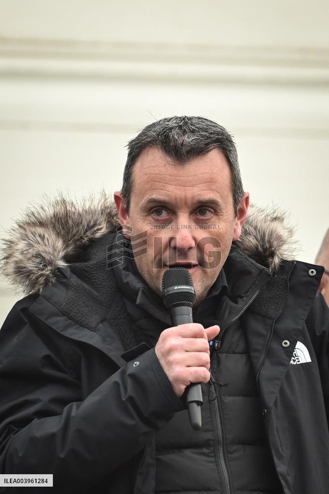 Police demonstration in Paris - FA