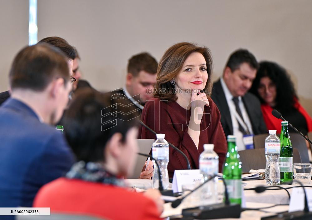 Uzhhorod hosts Cooperation for Resilience Conference