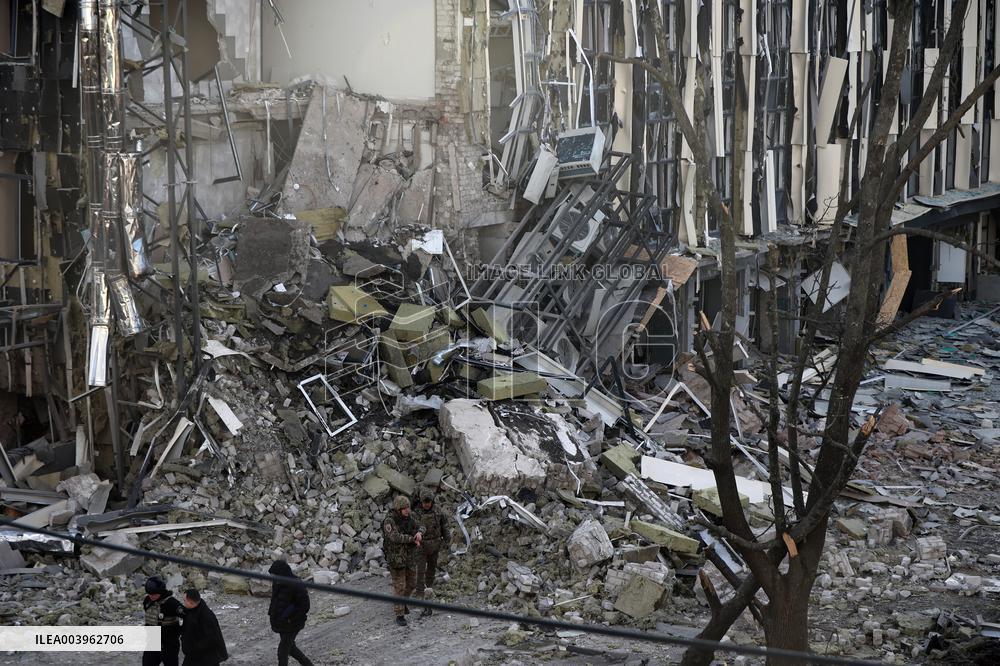 Russian ballistic missile strike on Izium in Kharkiv region