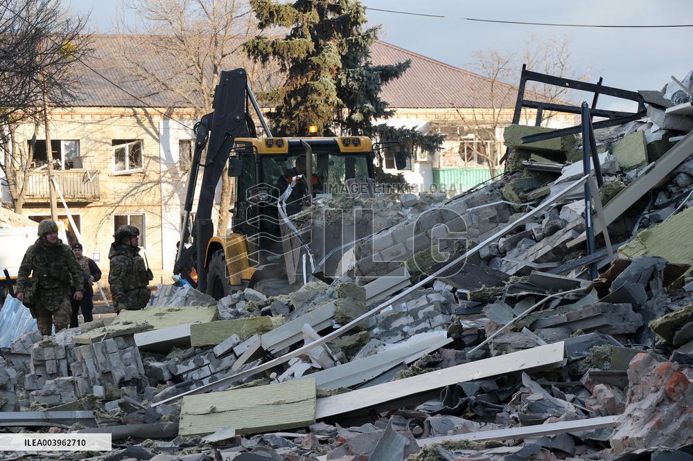 Russian ballistic missile strike on Izium in Kharkiv region