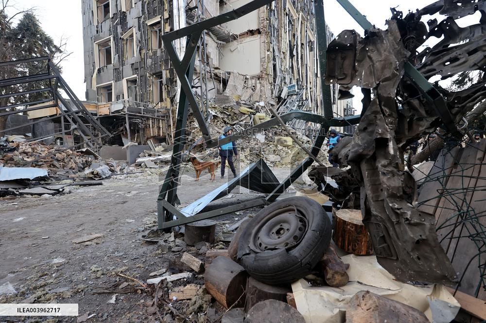 Russian ballistic missile strike on Izium in Kharkiv region