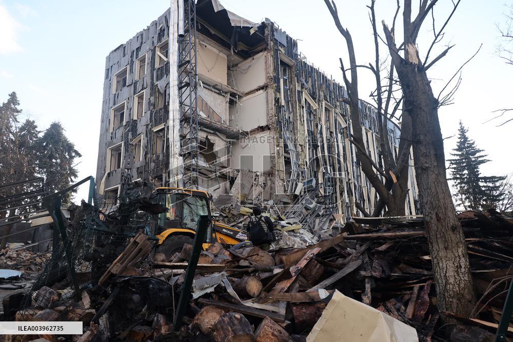 Russian ballistic missile strike on Izium in Kharkiv region