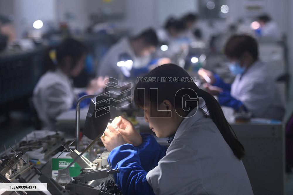 Medical Endoscope Lenses Production in Hangzhou
