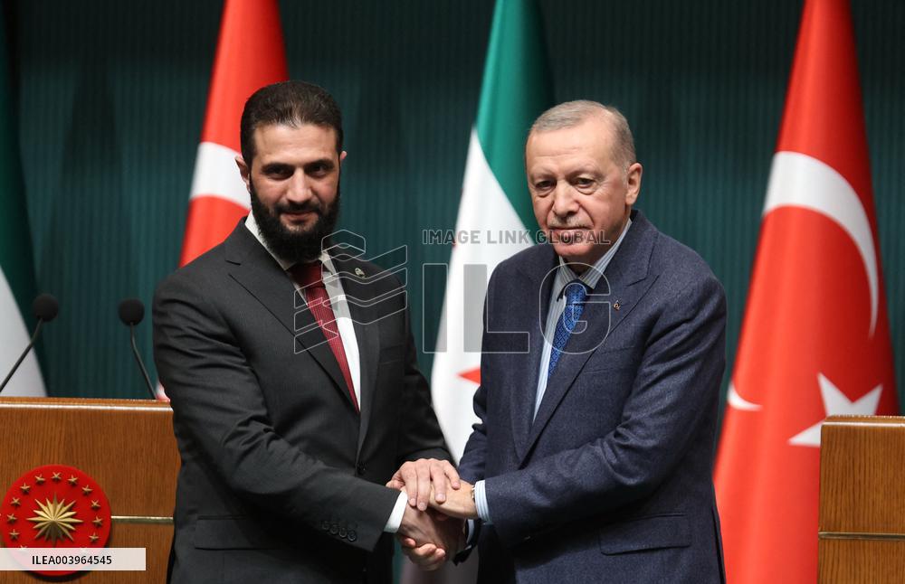 President Erdogan Meets With Syria's interim President al-Sharaa - Ankara