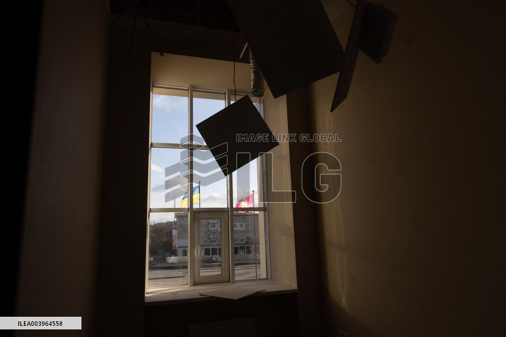 5 People Killed In Russian Attack On Izyum