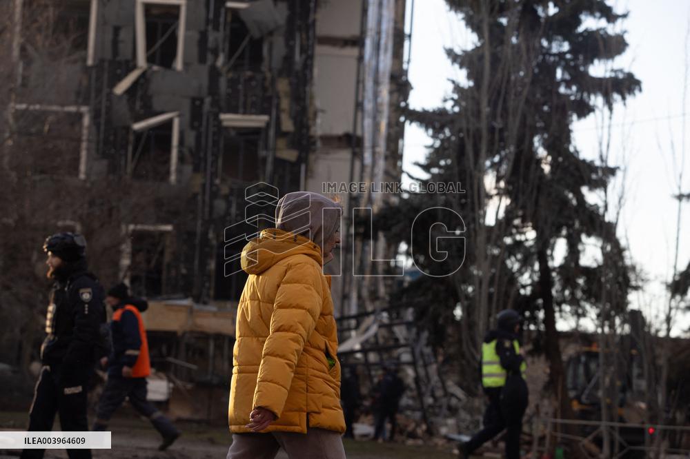 5 People Killed In Russian Attack On Izyum