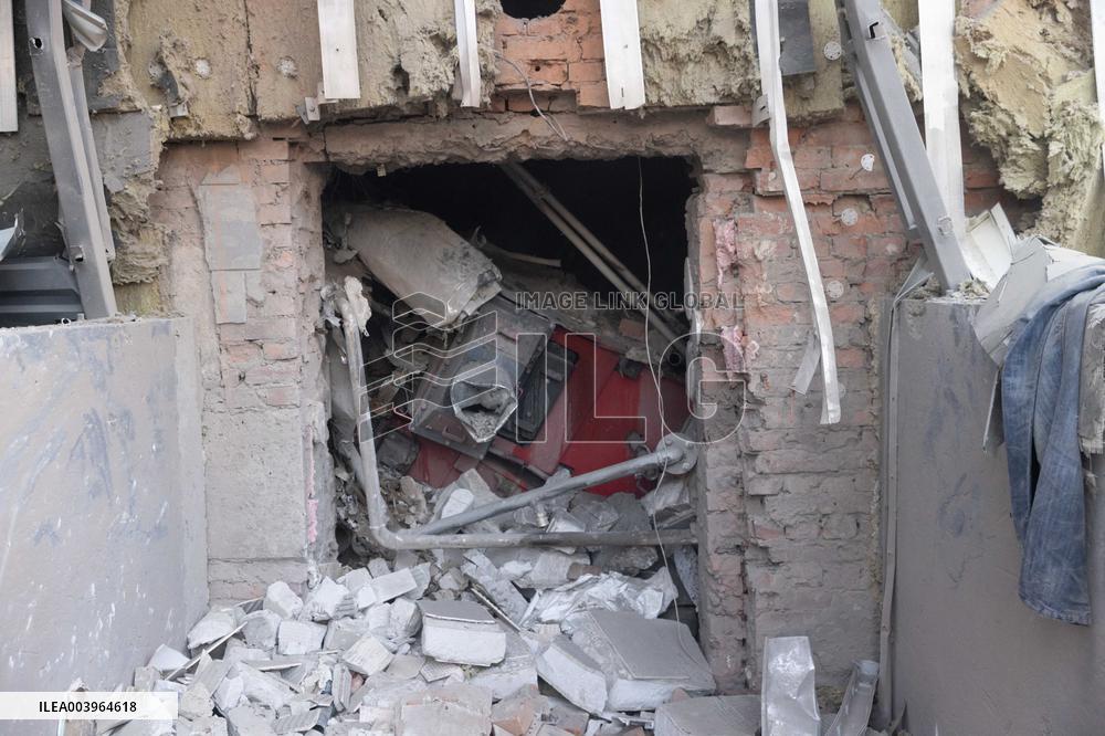 5 People Killed In Russian Attack On Izyum