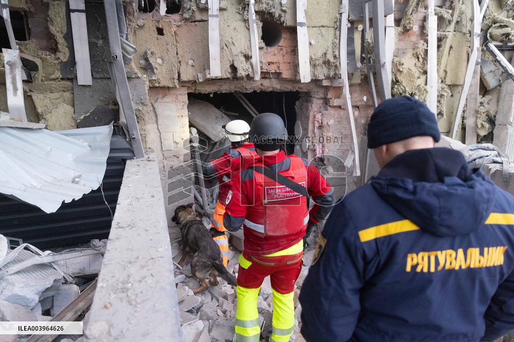 5 People Killed In Russian Attack On Izyum