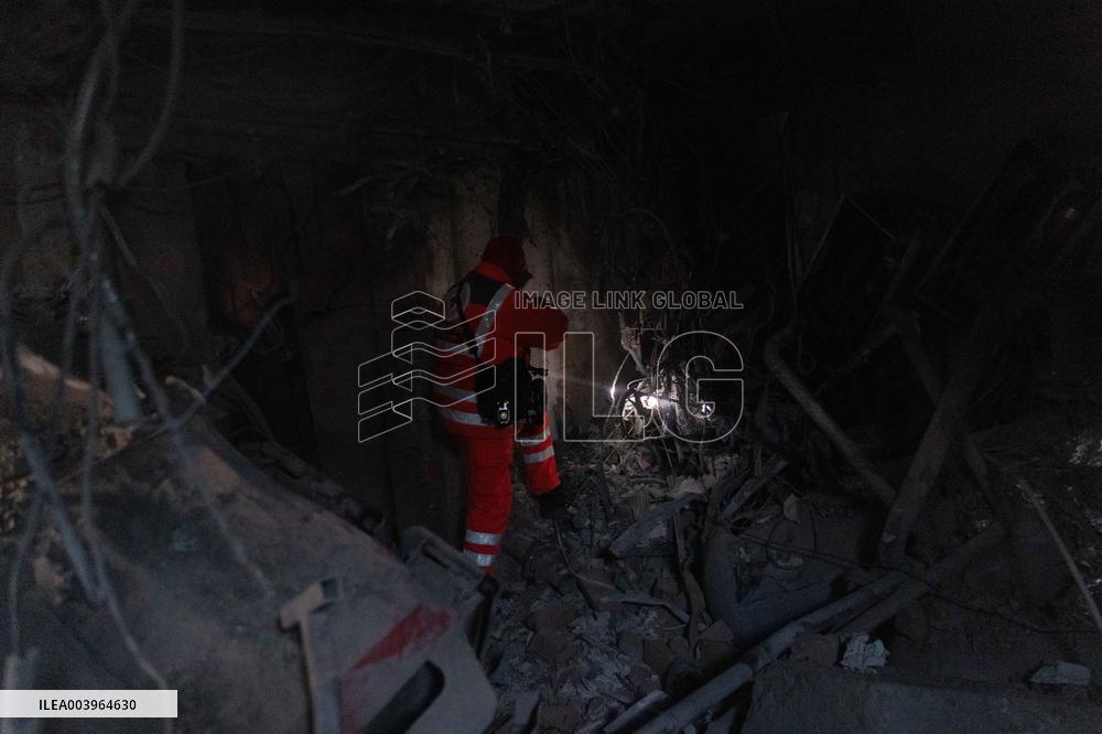 5 People Killed In Russian Attack On Izyum