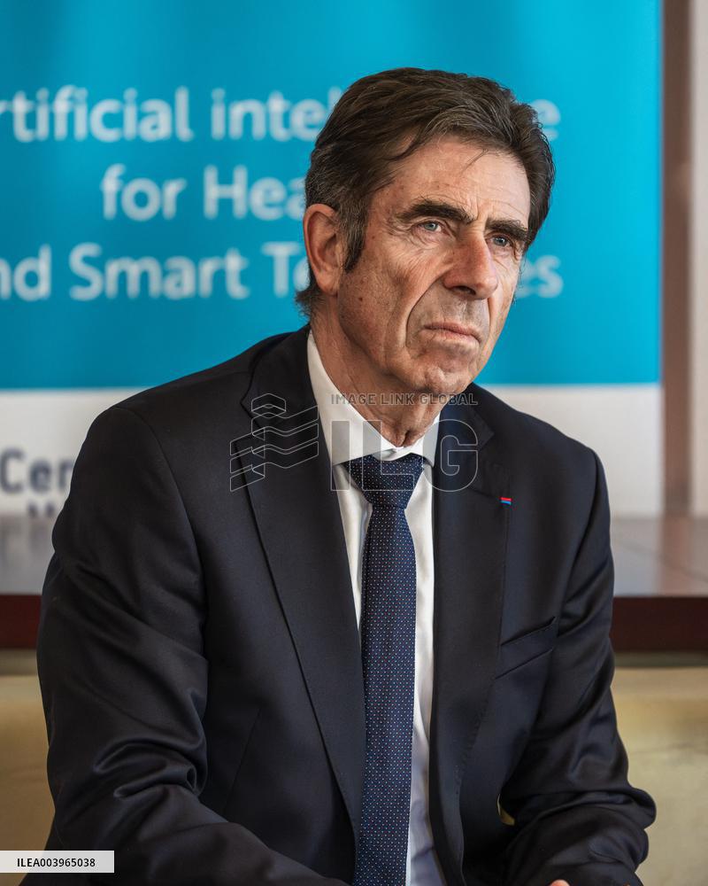 Charles Ange Ginesy Visits INRIA cluster - Valbonne