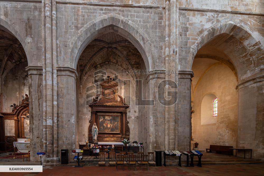 Basilique Saint-Maximin-Emile Illustration