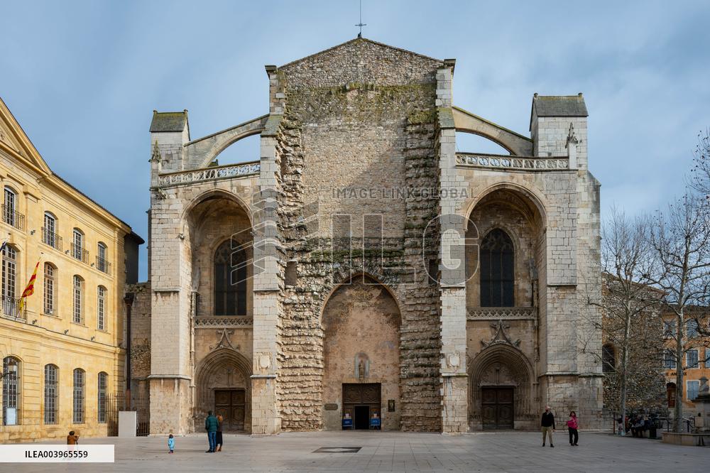 Basilique Saint-Maximin-Emile Illustration