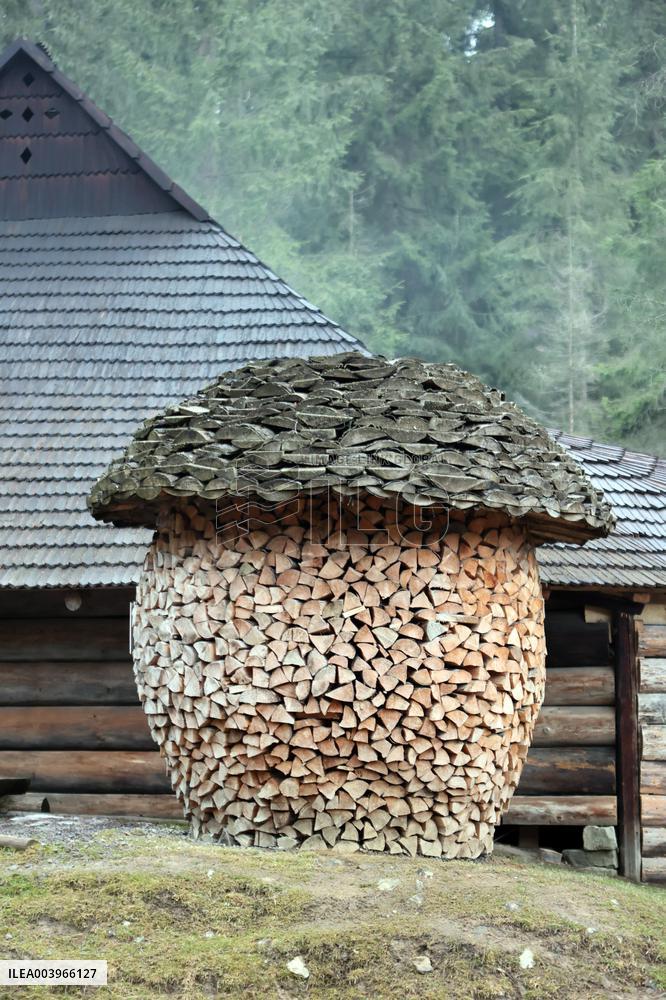 Hutsul Land Ethnopark in Bukovel ski resort