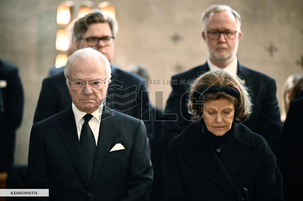 SCHOOL SHOOTING ÖREBRO