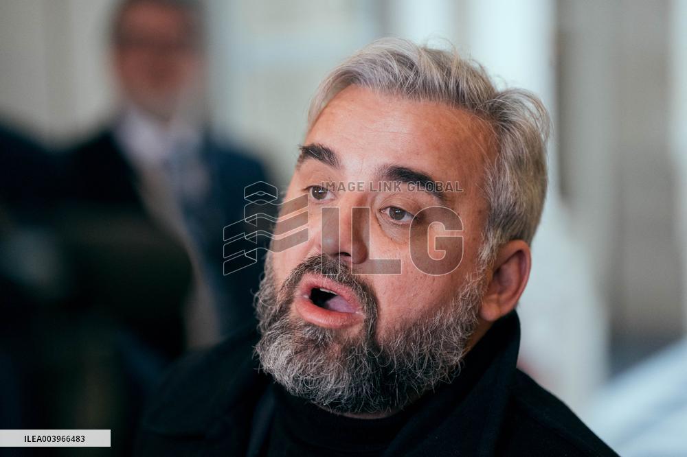 No-confidence motion against the 49.3 - Paris AJ