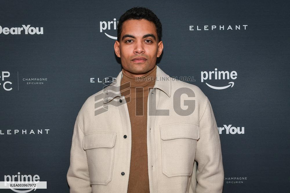 Preview of the series Dear You in Paris FA