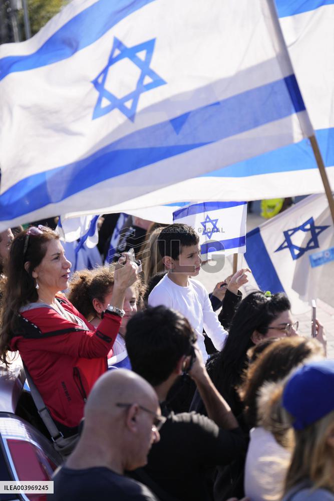 Hostages released from Hamas