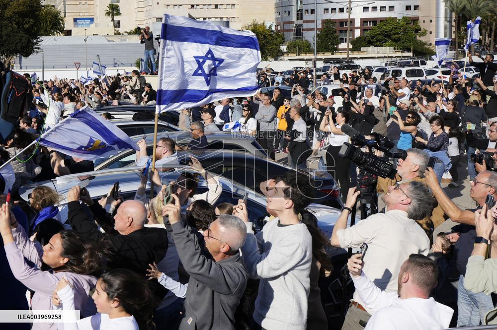 Hostages released from Hamas