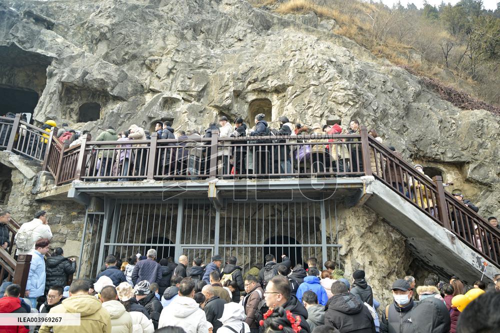 Longmen Grottoes in Luoyang