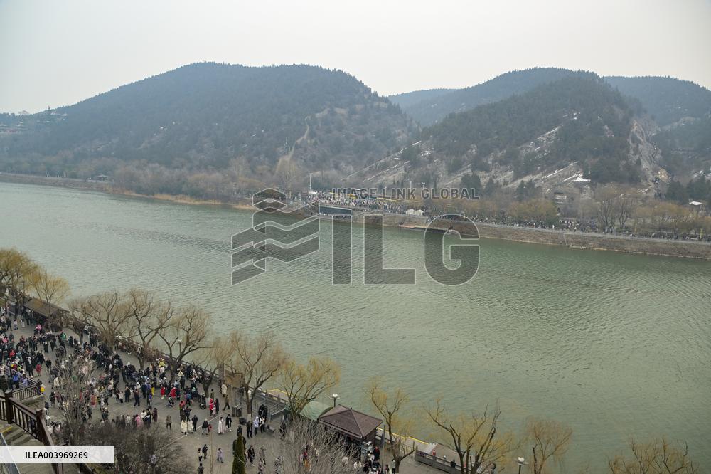 Longmen Grottoes in Luoyang