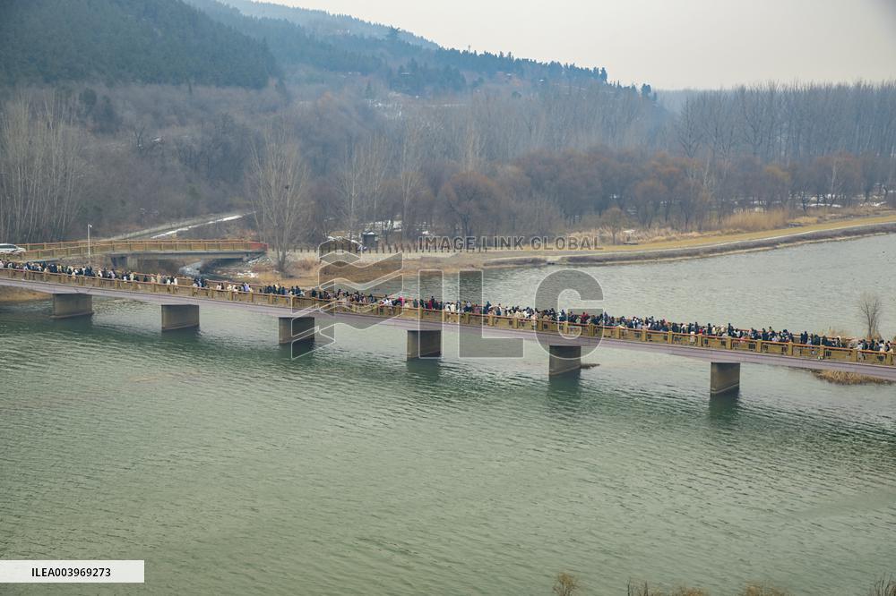 Longmen Grottoes in Luoyang