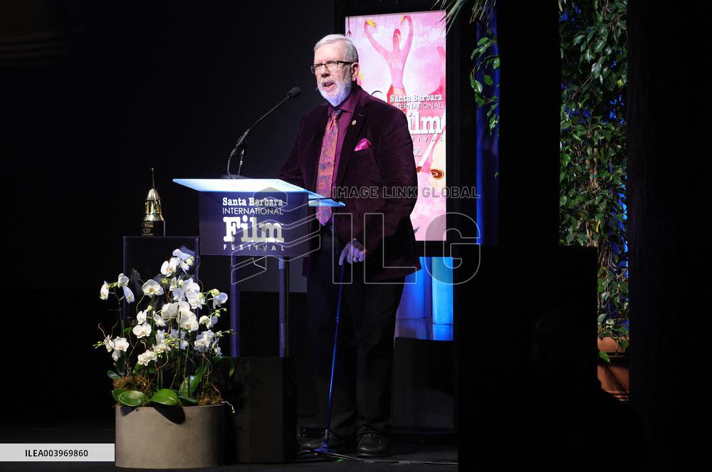 Santa Barbara - Angelina Jolie At Maltin Modern Master Awards