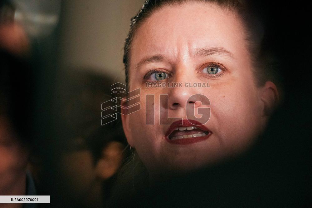 No-confidence motion against the 49.3 of prime minister - Paris AJ