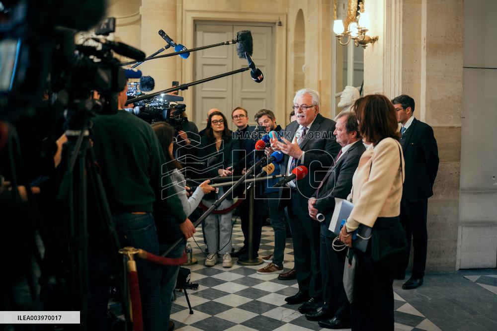 No-confidence motion against the 49.3 of prime minister - Paris AJ