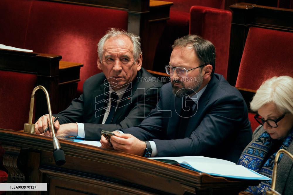 Vote on A No-Confidence Motion - Paris AJ