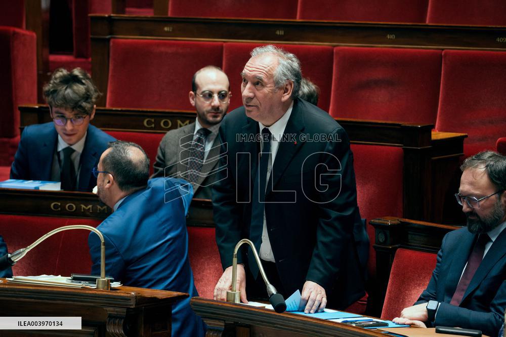 Vote on A No-Confidence Motion - Paris AJ