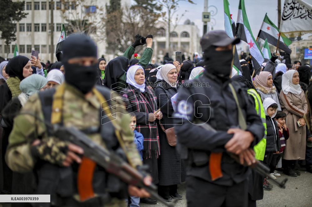 Syrians Celebrate Assads Ouster - Idlib