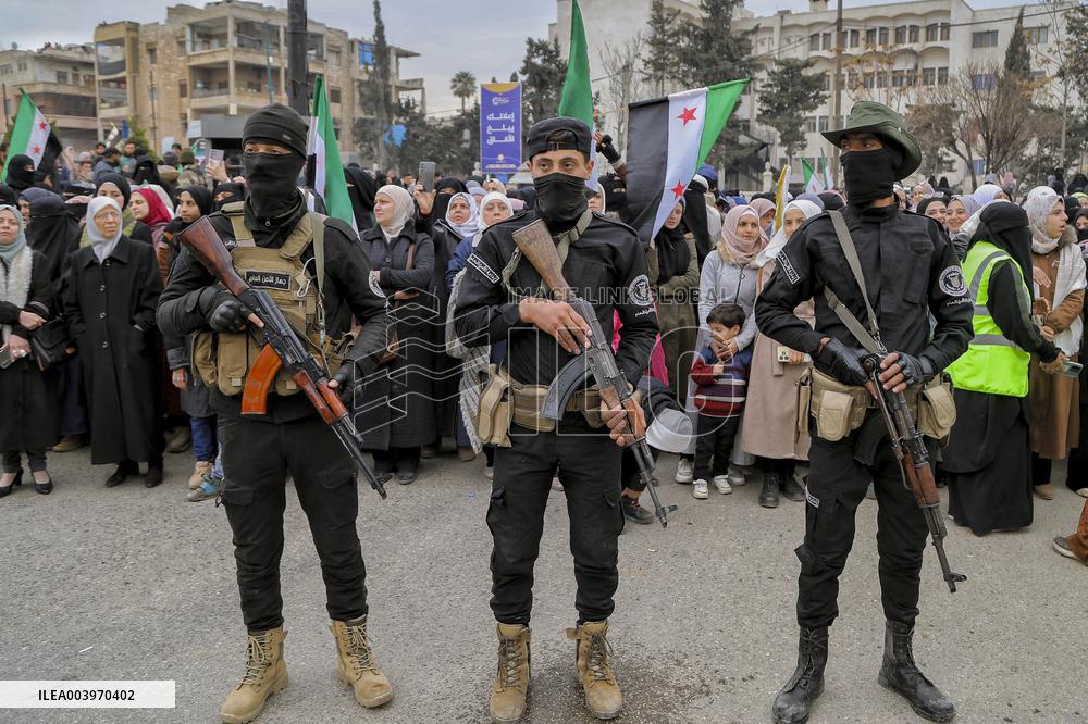 Syrians Celebrate Assads Ouster - Idlib