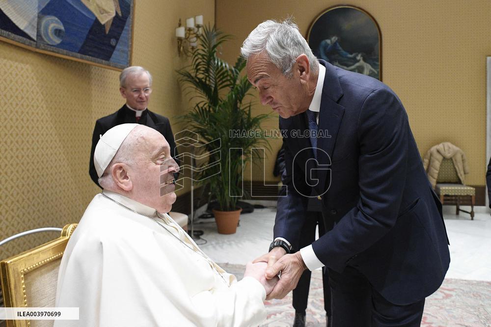 Pope Francis In Private Audience - Vatican