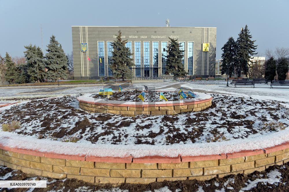 Response effort to Russian missile attack on Izium