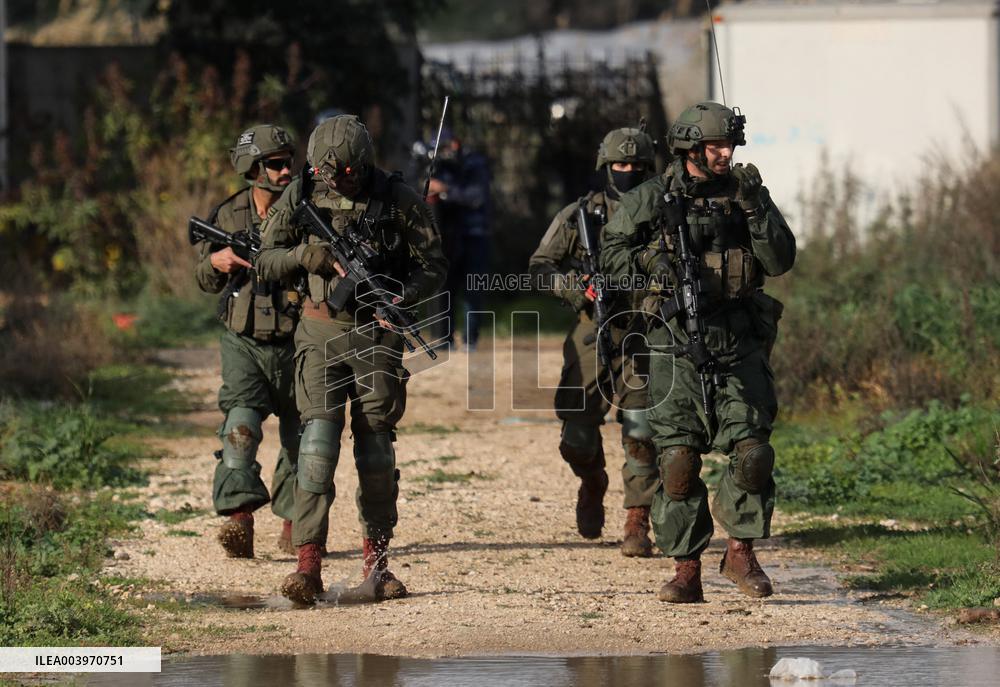Israeli Soldiers During The 11th Day Military Operation - West Bank