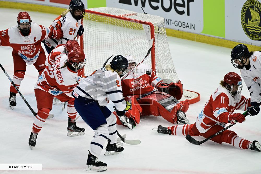 OLYMPIC QUALIFICATIONS ICE HOCKEY DENMARK - NETHERLANDS
