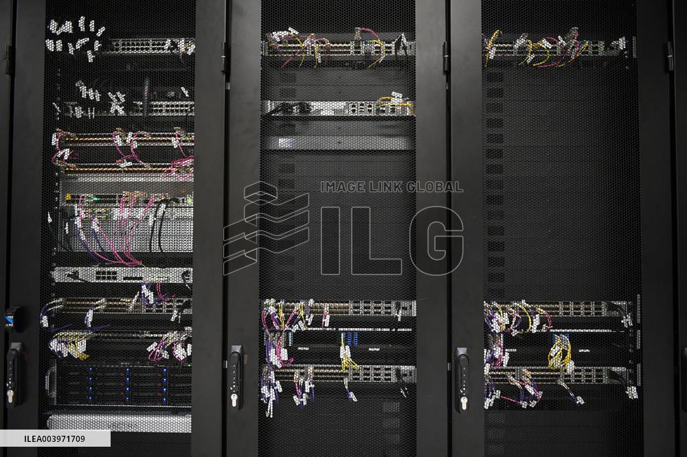 Equinix French data centre in Saint Denis - FA