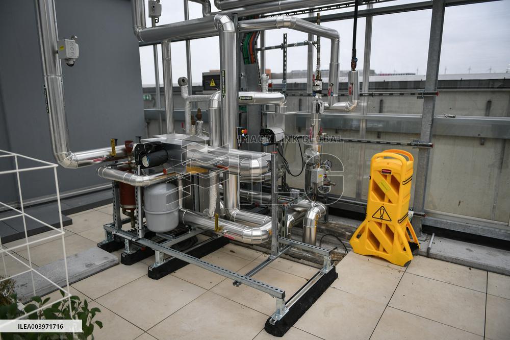 Equinix French data centre in Saint Denis - FA