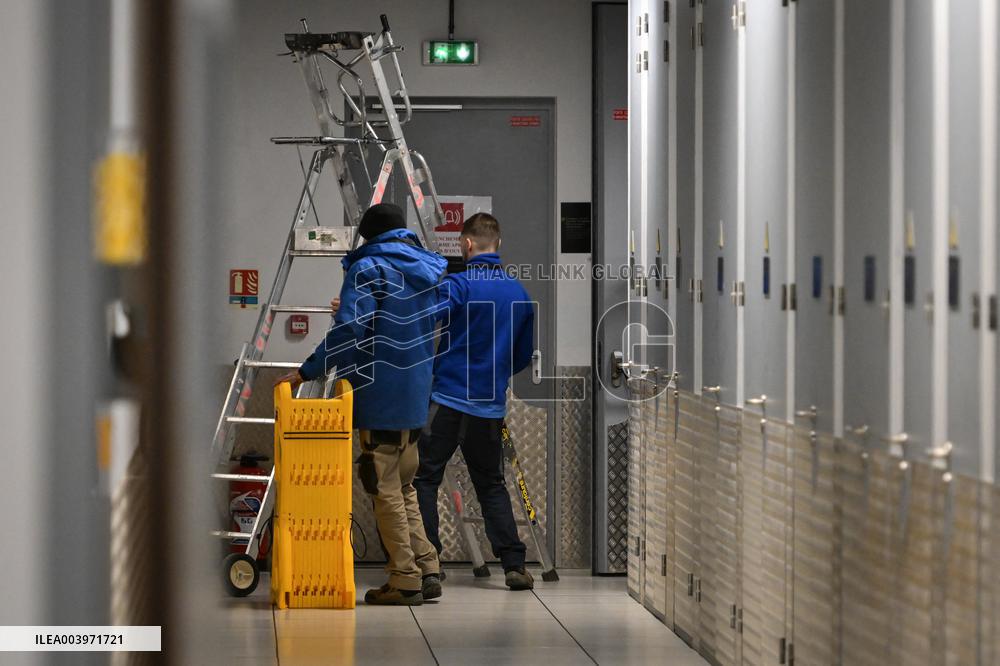Equinix French data centre in Saint Denis - FA