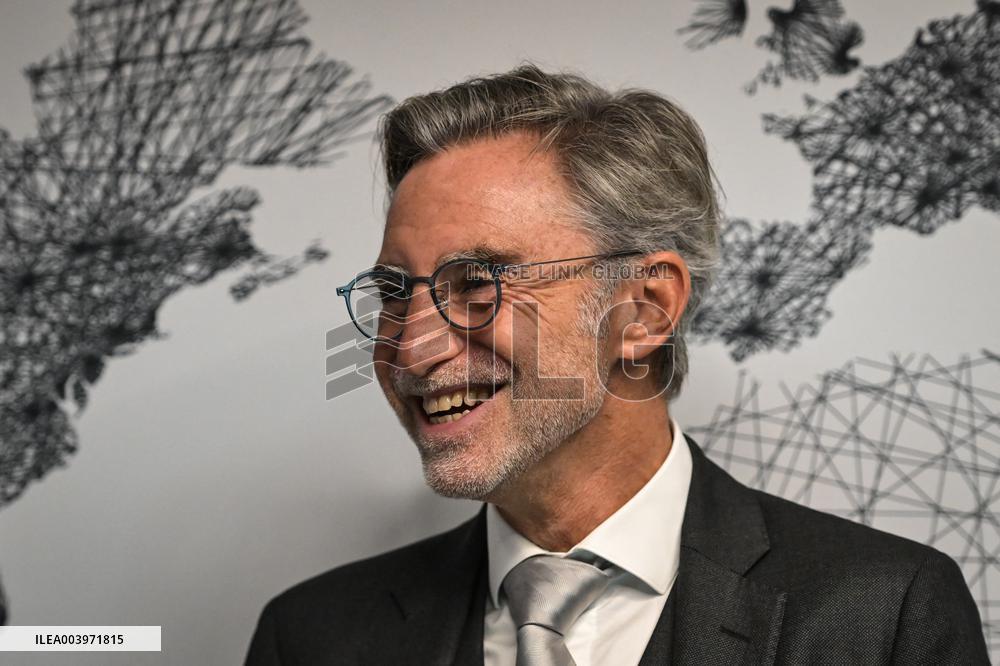 Inauguration of Equinix 13th French data centre in Meudon - FA