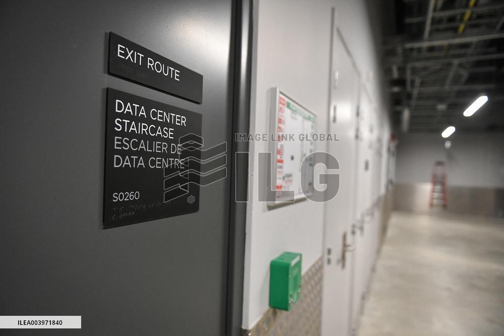 Inauguration of Equinix 13th French data centre in Meudon - FA