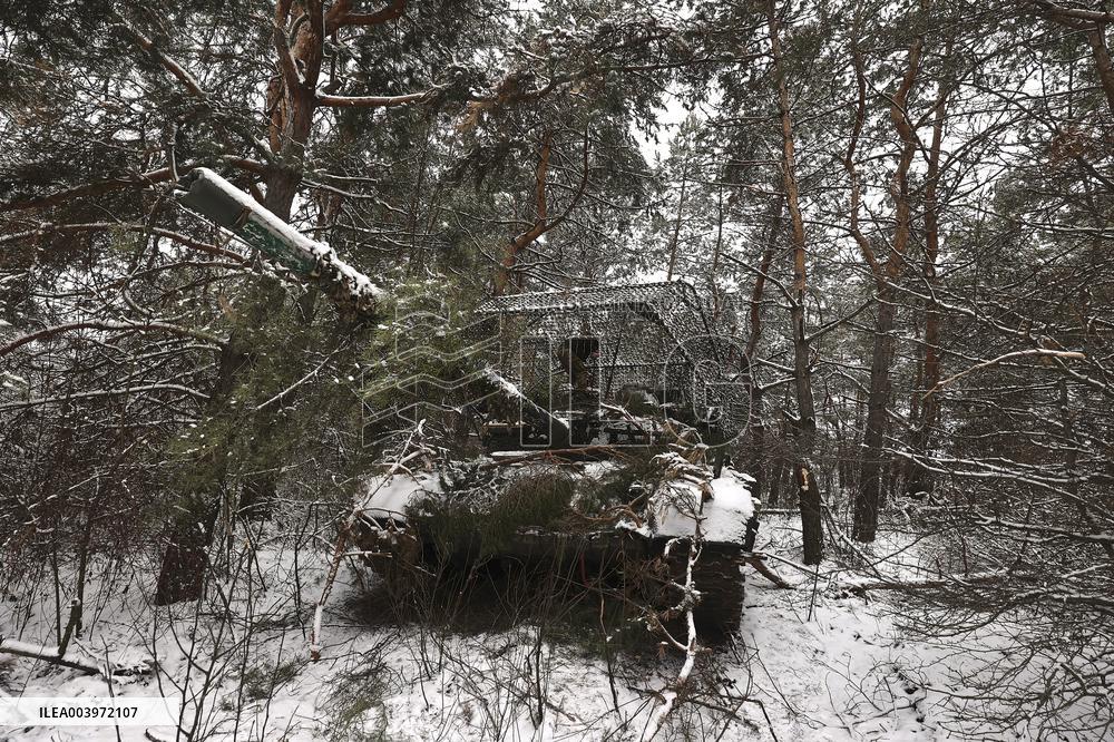 Tank crewmen defend Ukraine against Russian occupiers in Kharkiv region